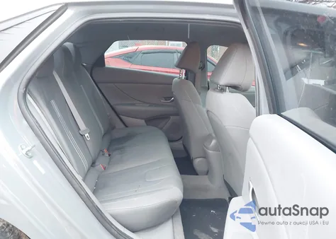 2021 Hyundai Elantra Sel z USA, uszkodzony, nr VIN KMHLM4AG2MU113110